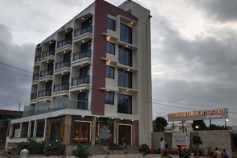 Hotel Omkar