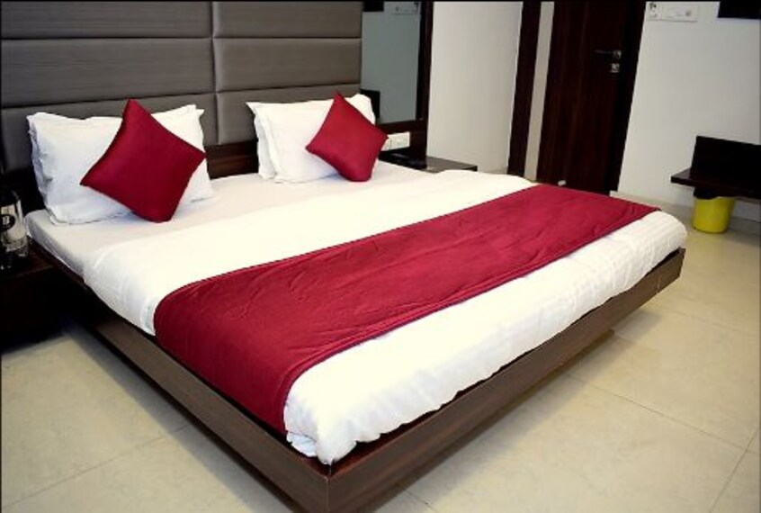 Ambaji_Hotel_Sunrise_Palace_2