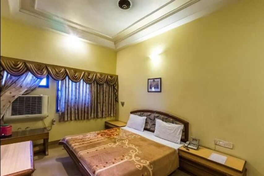 Ambaji_Hotel_Sunrise_Palace_3