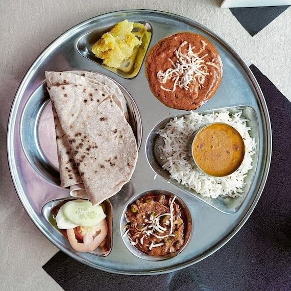 Ambaji_honest_restaurant_3