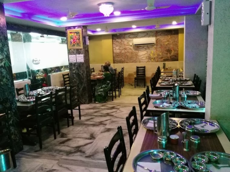 Ambaji_tulsi_restarurant_2