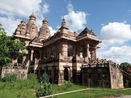 Naulakha Temple