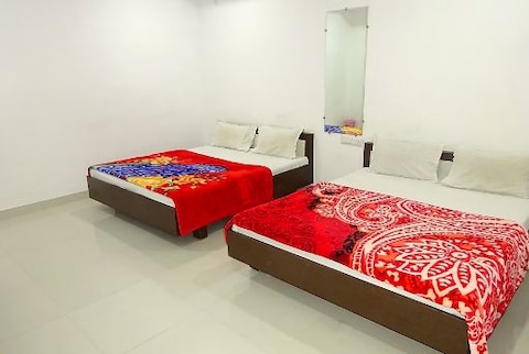 Hotel Dev Villa
