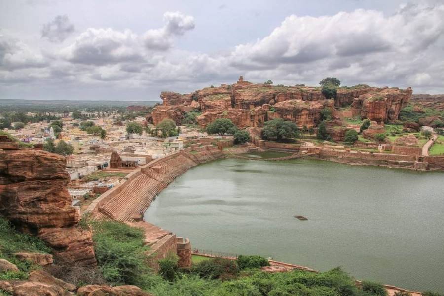 Badami_Agastya_Lake_1