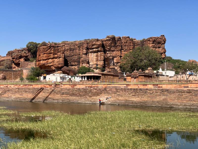 Badami_Cave_Temples_7