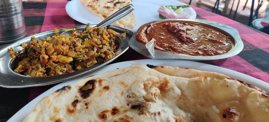 Badami_Golden_Caves_Cuisine_2