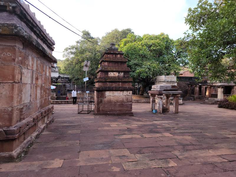 Bagalkot_Sri_Mahaakuteshwara_Gudi_1
