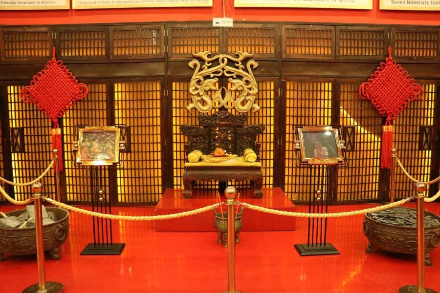 Beijing_Red_Theatre_s_Kung_Fu_Show_3