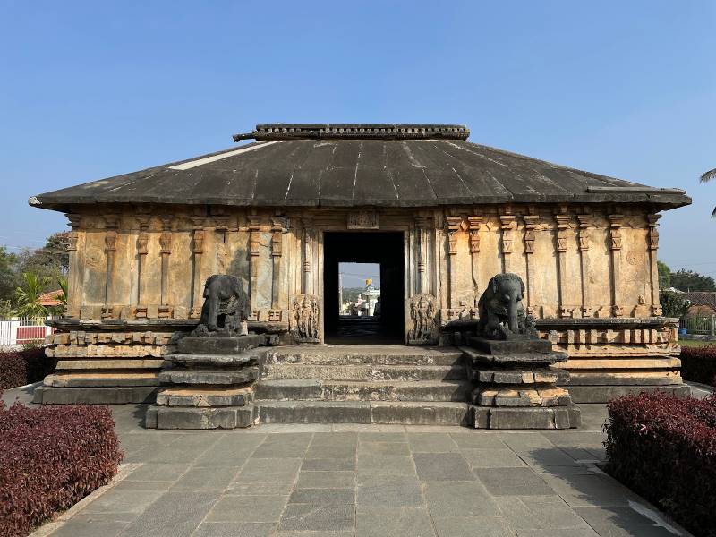 Belur_Belavadi_Shri_Veeranarayana_Swami_Temple_3