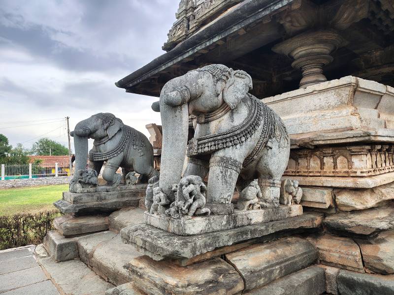 Belur_Belavadi_Shri_Veeranarayana_Swami_Temple_4