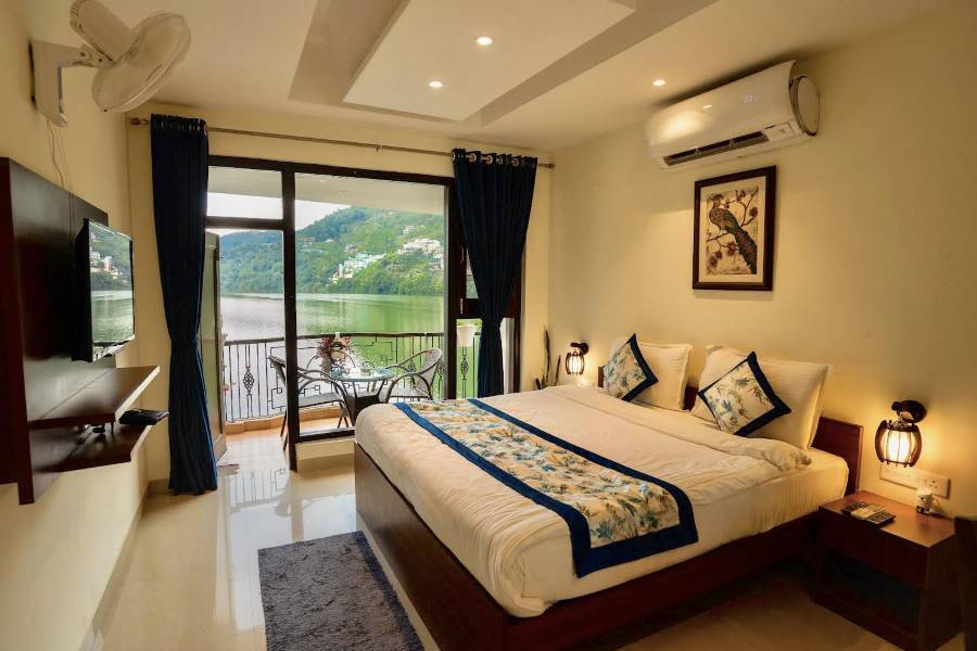Bhimtal_The_Lake_Hill-Lake_Side_Hotel_2