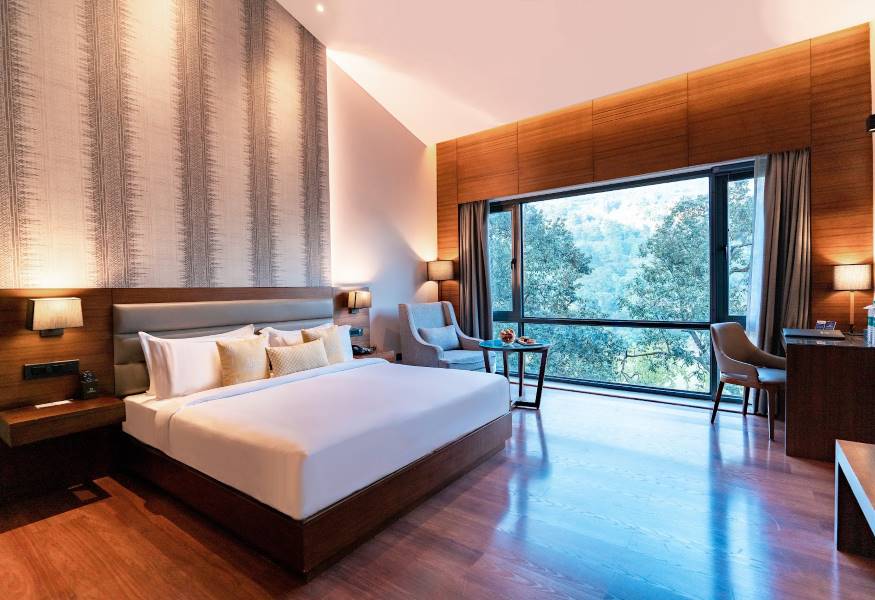 Bhimtal_The_Rosefinch_Sarovar_Portico_2
