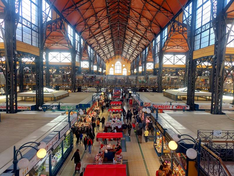 Budapest_Great_Market_Hall_3