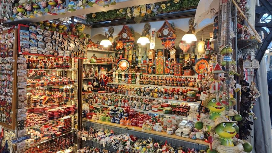 Budapest_Great_Market_Hall_7