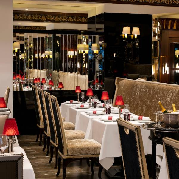 Cannes_Fouquet_s_Cannes_7
