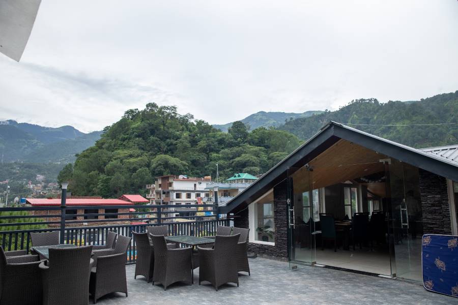 Chamba_The_Florence_Hotel_1