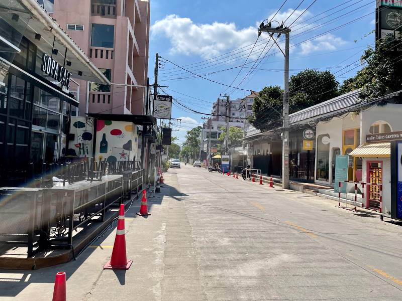 Chiang_Mai_Nimmanhaemin_Road_3