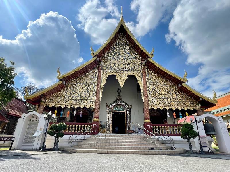 Chiang_Mai_Wat_Chiang_Man_2
