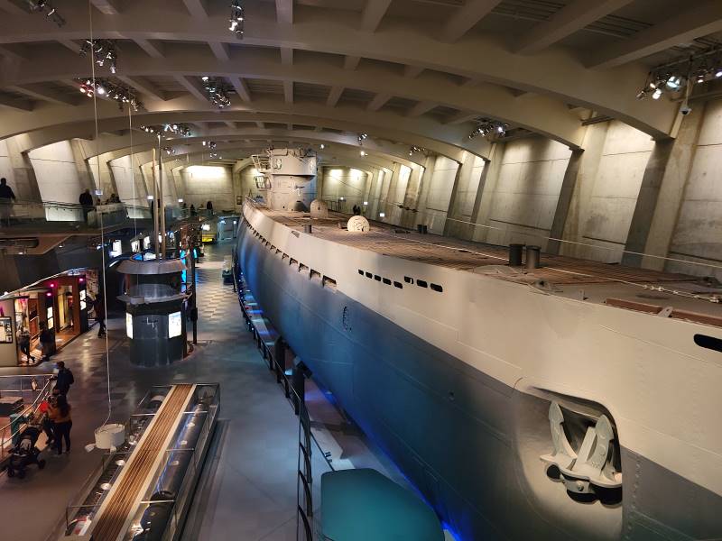 Chicago_Museum_of_Science_and_Industry_1