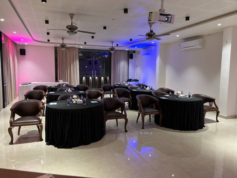 Chikhaldara_Abstract_Restaurant_6
