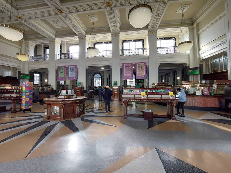 Dublin_General_Post_Office_7