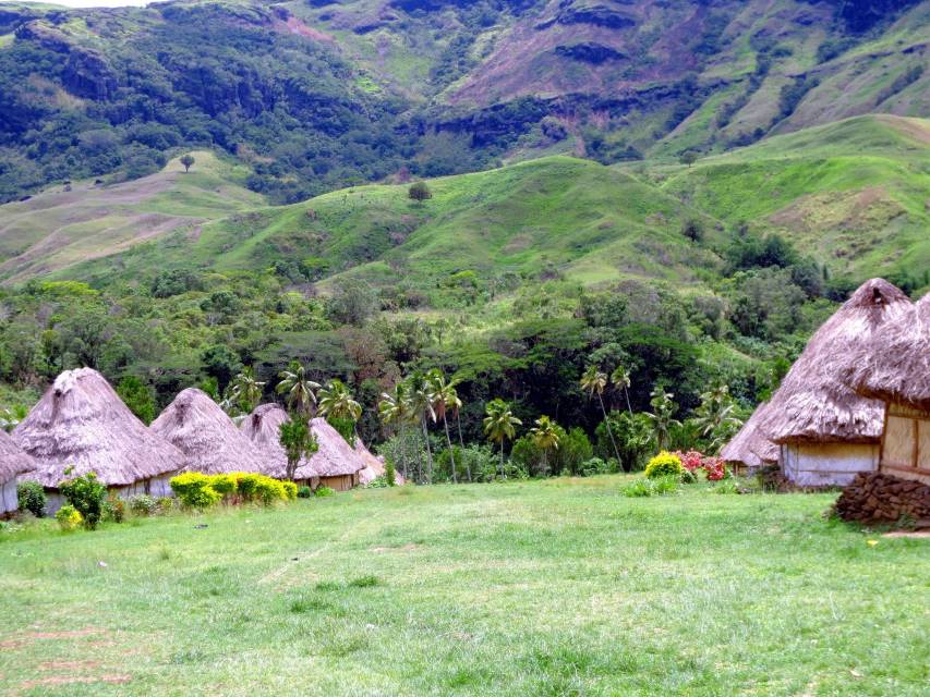 Fiji_Navala_Village_9