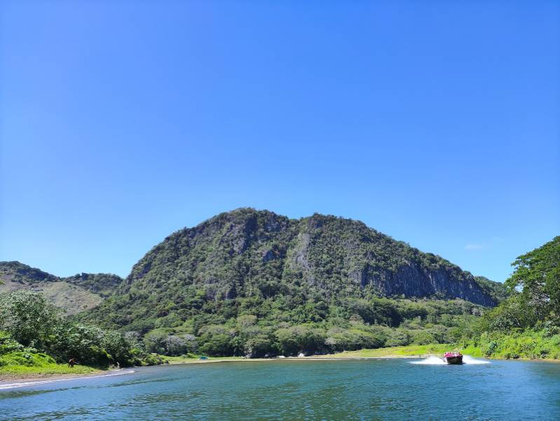 Fiji_Sigatoka_River_Safari_2