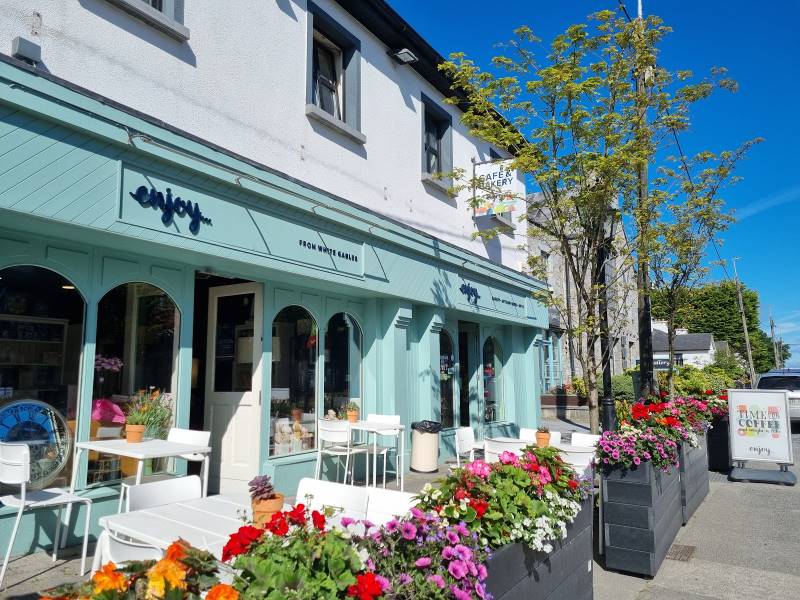 Galway_White_Gables_Galway_1