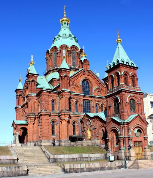 Helsinki_Uspenski_Cathedral_1