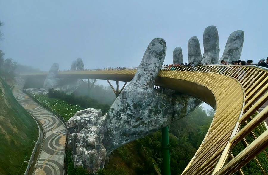 Hoi_An_Ba_Na_Hills_&_Golden_Bridge_6