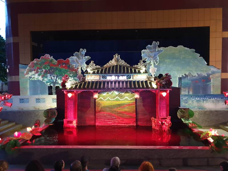 Hoi_An_Water_Puppet_Show_Hoi_An_1