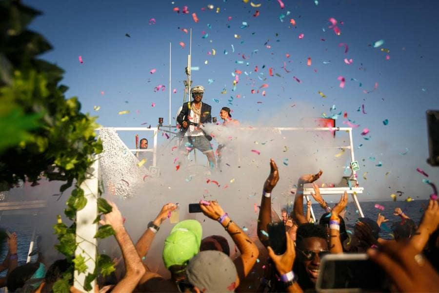 Ibiza_Boat_Party_3