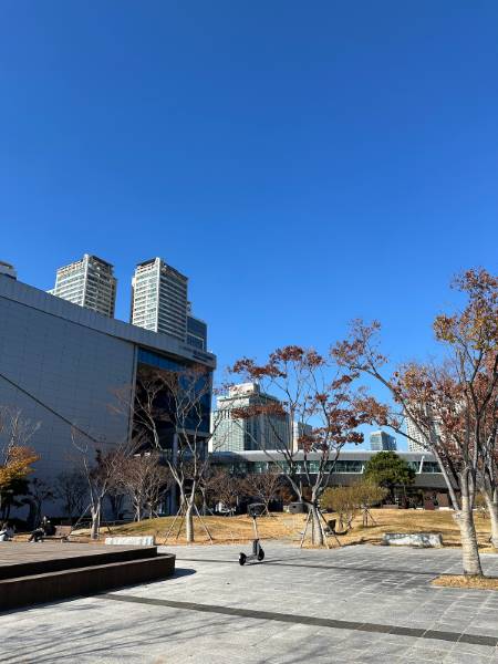 Jung_(Busan)_Busan_Museum_of_Art_7