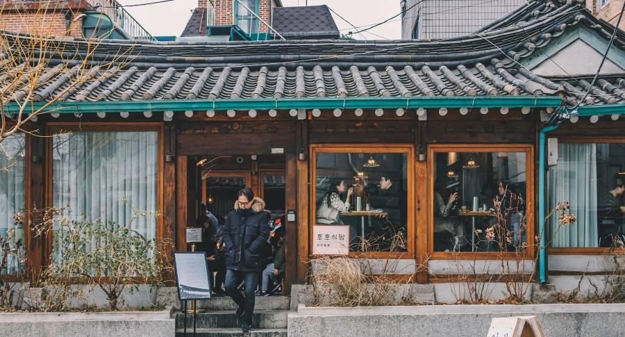 Jung_(Busan)_Country_Mans_Busan_Head_Store_1