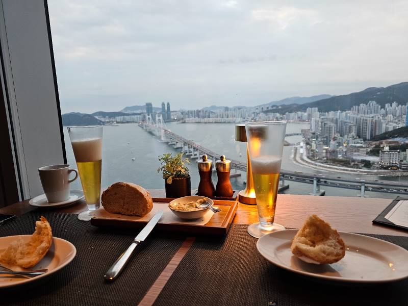 Jung_(Busan)_Dining_Room_Park_Hyatt_Busan_2