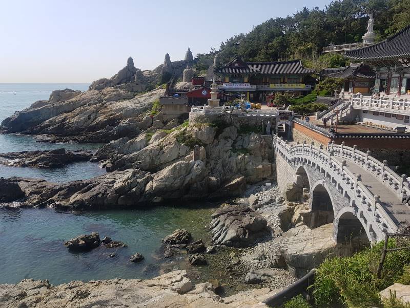 Jung_(Busan)_Haedong_Yonggungsa_Temple_2