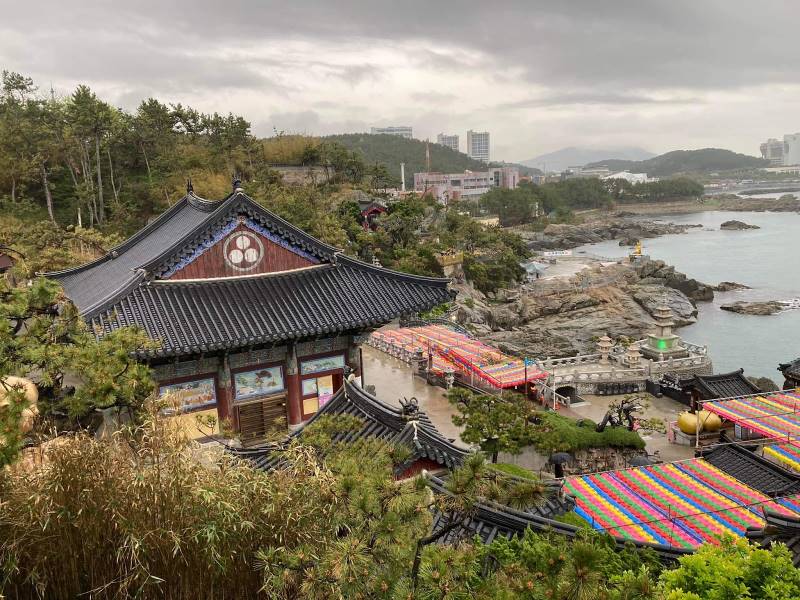 Jung_(Busan)_Haedong_Yonggungsa_Temple_4