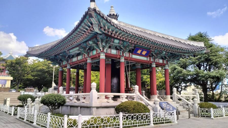 Jung_(Busan)_Yongdusan_Park_9