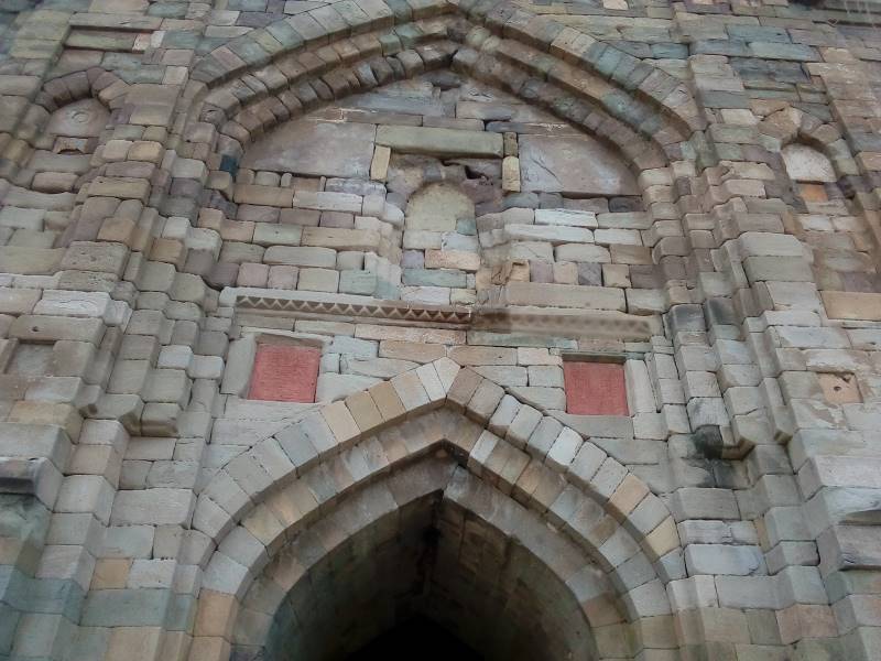 Karnal_Miran_Sahibs_Tomb_3