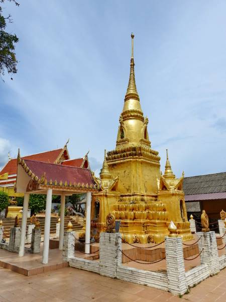 Koh_Samui_Wat_Racha_Thammaram_3