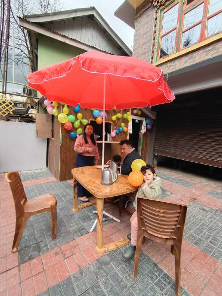 Lachen_Shambala_Fast_Food_4
