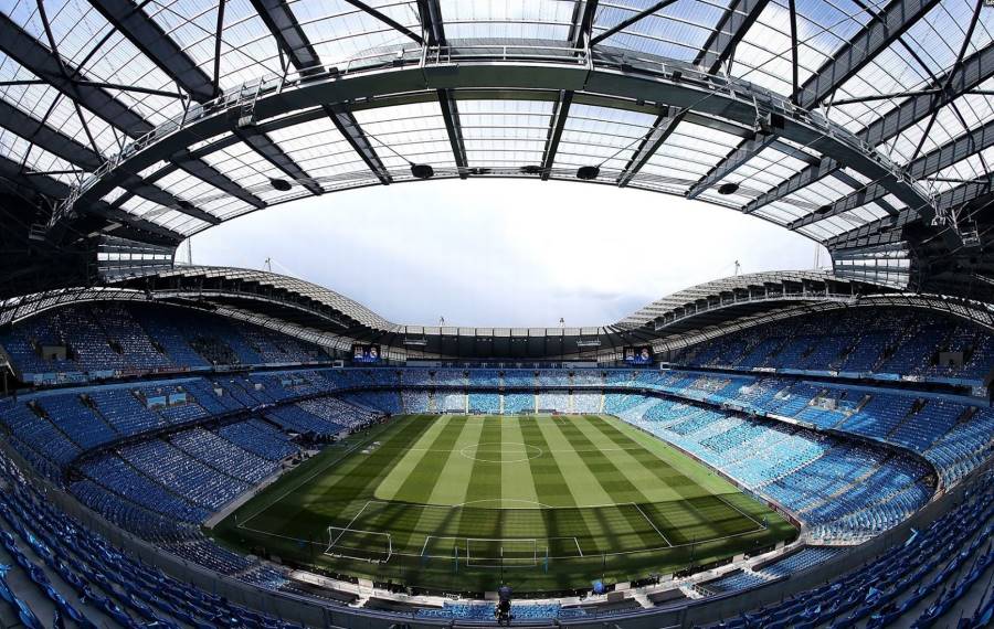 Manchester_Etihad_Stadium_1