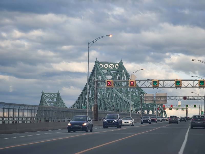 Montreal_Jacques-Cartier_Bridge_2