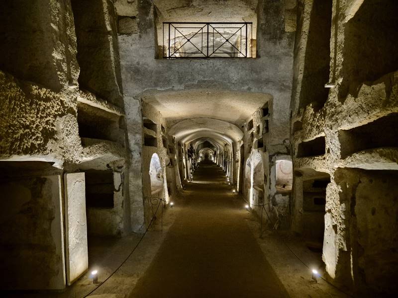Naples_Catacombs_of_San_Gennaro_7