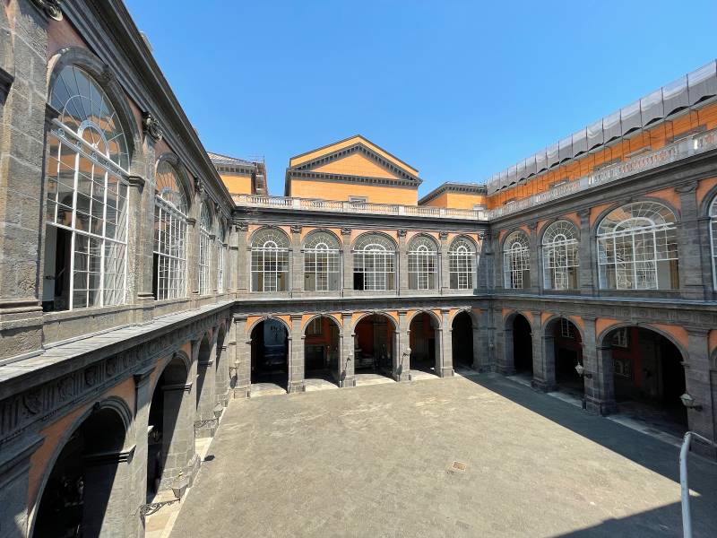 Naples_Royal_Palace_of_Naples_4