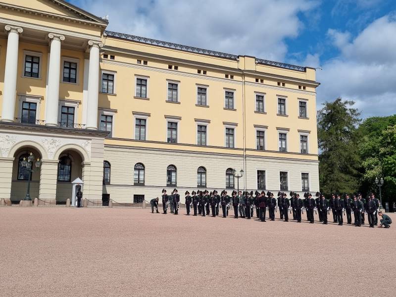 Oslo_The_Royal_Palace_8