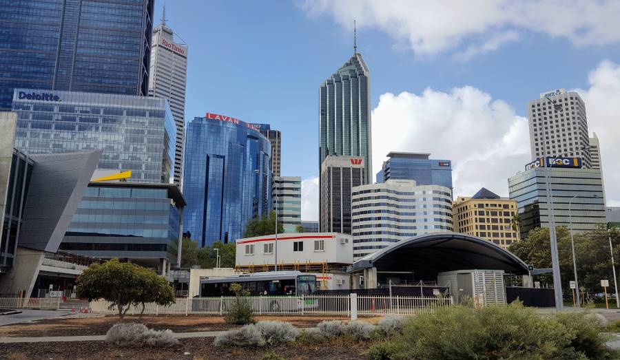 Perth_Elizabeth_Quay_Bus_Station_3