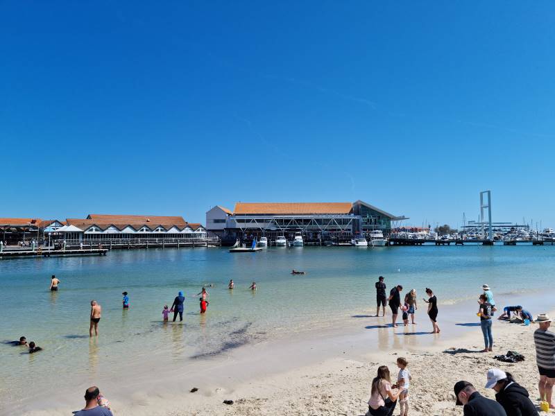 Perth_Hillarys_Boat_Harbour_2