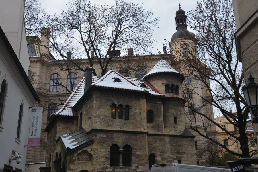 Prague_Old_Jewish_Cemetery_4
