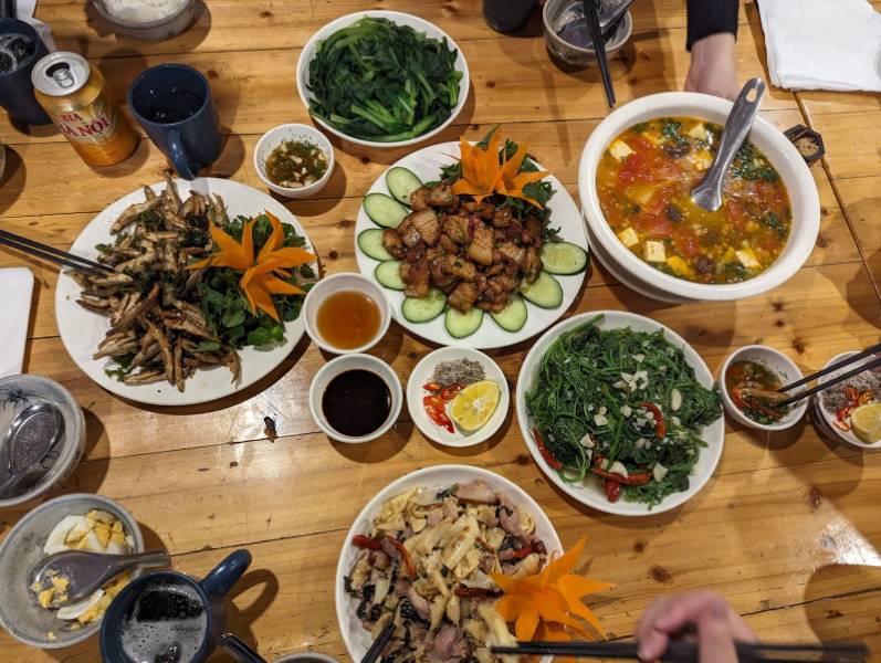 Sa_Pa_Nha_hang_Kham_Pha_Viet_(Thang_co_A_Quynh)_8